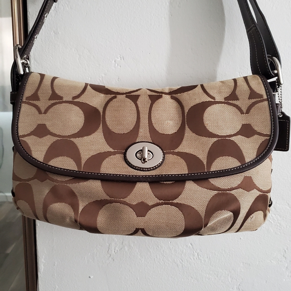 Coach convertable shoulder bag